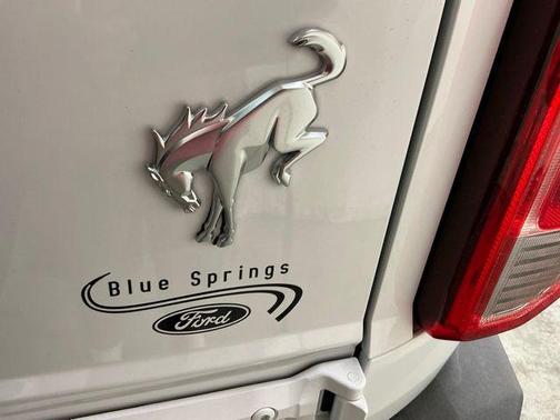 OXFORD WHITE 2026 Ford Bronco Big Bend