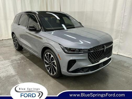 LUSTROUS GRAY METALLIC 2024 Lincoln Nautilus Black Label