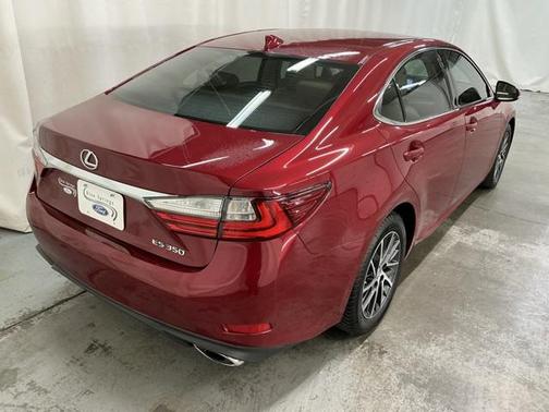 2016 Lexus ES 350 Base