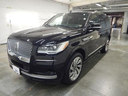 2023 Lincoln Navigator Reserve