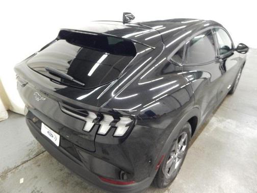 2022 Ford Mustang Mach-E Select