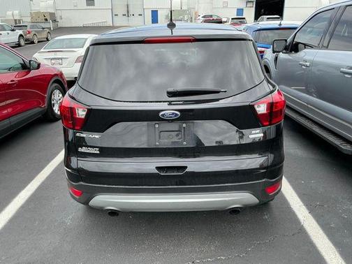 AGATE BLACK 2019 Ford Escape SE