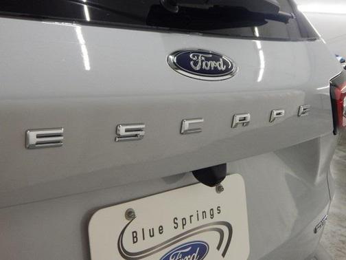 2026 Ford Escape Platinum