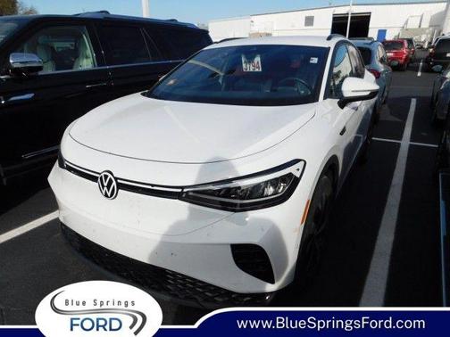 2023 Volkswagen ID.4 Pro