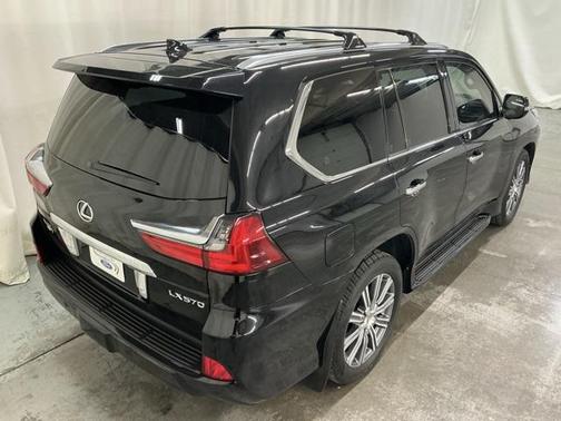 2016 Lexus LX 570 Base
