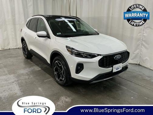 2026 Ford Escape Platinum