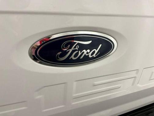Oxford White 2023 Ford F-150 Lightning XLT