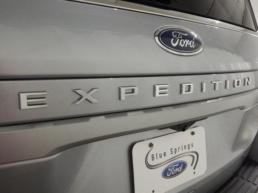 2023 Ford Expedition XLT