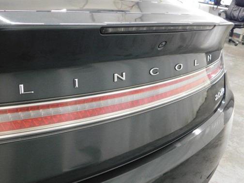 2015 Lincoln MKZ Base