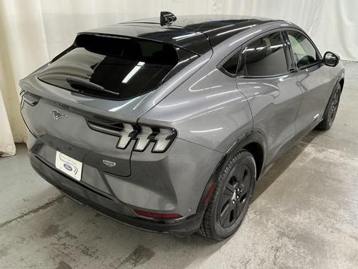 2023 Ford Mustang Mach-E California Route 1