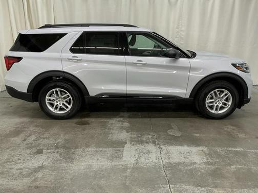 2026 Ford Explorer Active (200A)