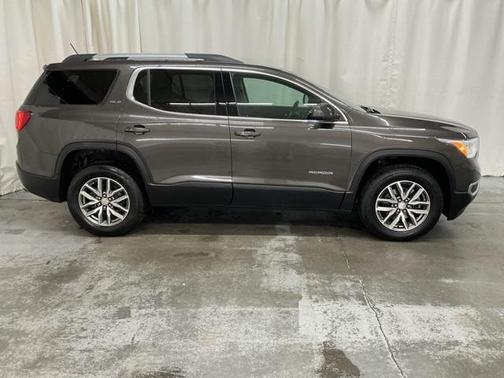 2019 GMC Acadia SLE-2