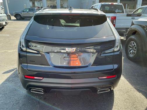 2023 Cadillac XT4 Sport