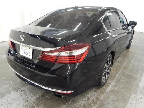 2017 Honda Accord EX