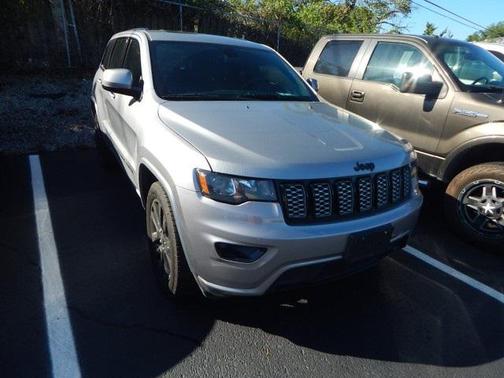 2017 Jeep Grand Cherokee Altitude