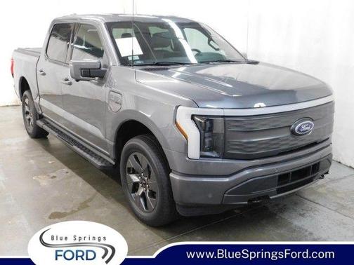 2022 Ford F-150 Lightning LARIAT