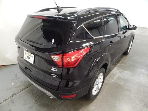 AGATE BLACK 2019 Ford Escape SEL