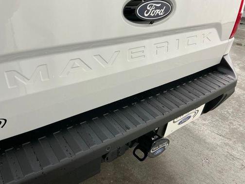 OXFORD WHITE 2026 Ford Maverick XLT