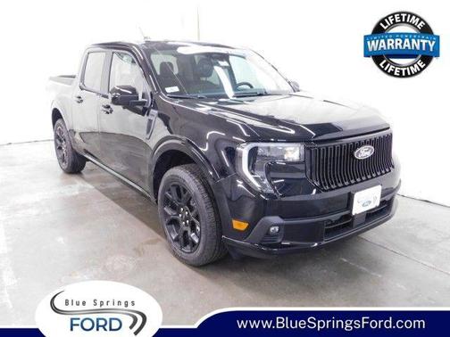 2025 Ford Maverick Lobo Standard