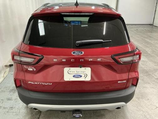 2026 Ford Escape Platinum