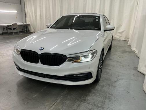 2018 BMW 540 540i