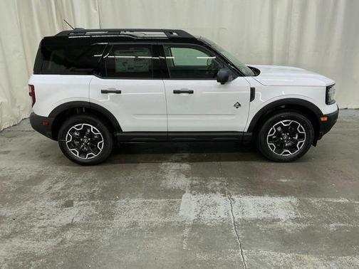 OXFORD WHITE 2026 Ford Bronco Sport Outer Banks