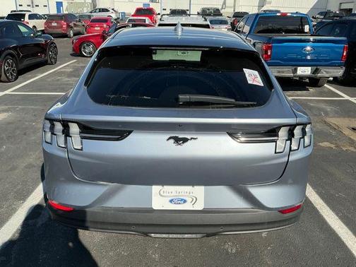 2022 Ford Mustang Mach-E Select