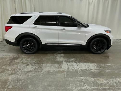 OXFORD WHITE 2020 Ford Explorer Limited