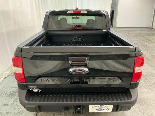 SHADOW BLACK 2024 Ford Maverick XLT