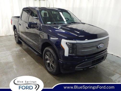 2023 Ford F-150 Lightning LARIAT