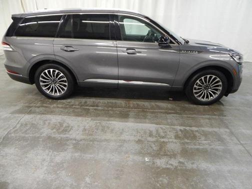 2022 Lincoln Aviator Reserve AWD