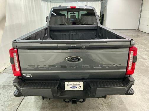 CARBONIZED GRAY 2026 Ford F-350 Lariat