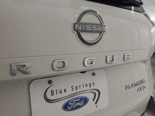 2022 Nissan Rogue Platinum