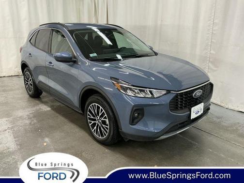 2024 Ford Escape PHEV SE