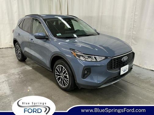 2024 Ford Escape PHEV SE