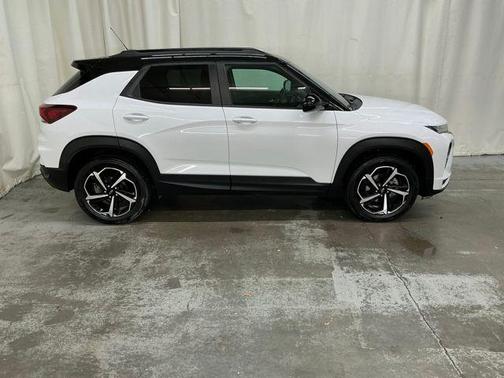 Summit White 2023 Chevrolet Trailblazer RS