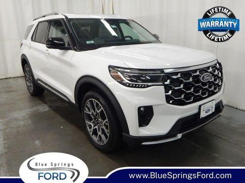 2025 Ford Explorer Platinum