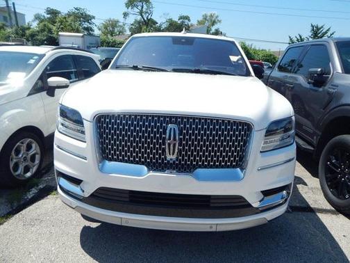 2019 Lincoln Navigator L Reserve