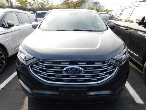 2019 Ford Edge SE