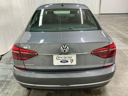 2017 Volkswagen Passat 1.8T S