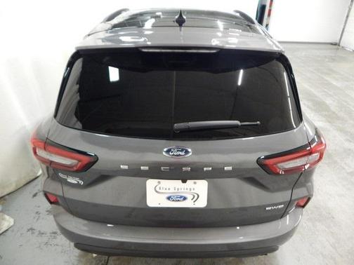 2025 Ford Escape ST-Line Elite