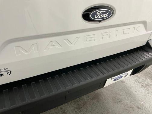 OXFORD WHITE 2025 Ford Maverick XL