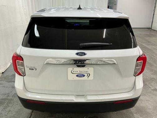 2022 Ford Explorer Base