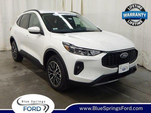 2025 Ford Escape PHEV SE