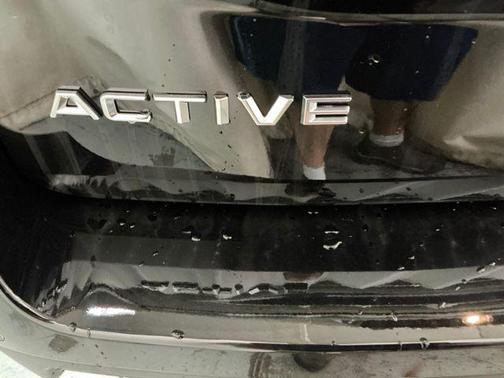 AGATE BLACK METALLIC 2026 Ford Expedition Active