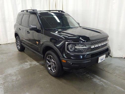 SHADOW BLACK 2022 Ford Bronco Sport Badlands