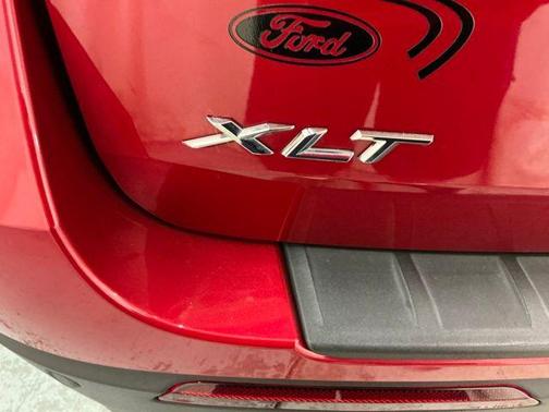 RAPID RED MET TINTED CC 2024 Ford Explorer XLT