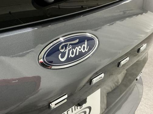 2024 Ford Escape ST-Line Select