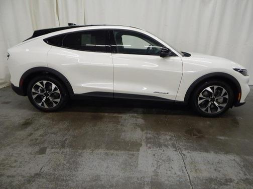 2024 Ford Mustang Mach-E Select