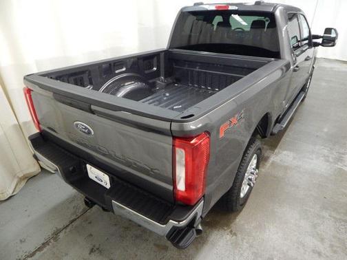 2025 Ford F-350 XLT